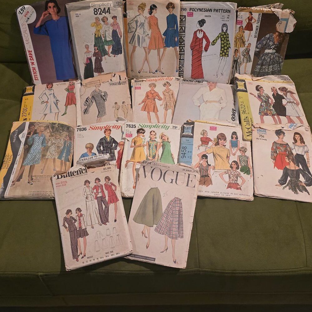 Vintage Patterns, Various sizes. 17 styles. Mostly womens, 1 boys style